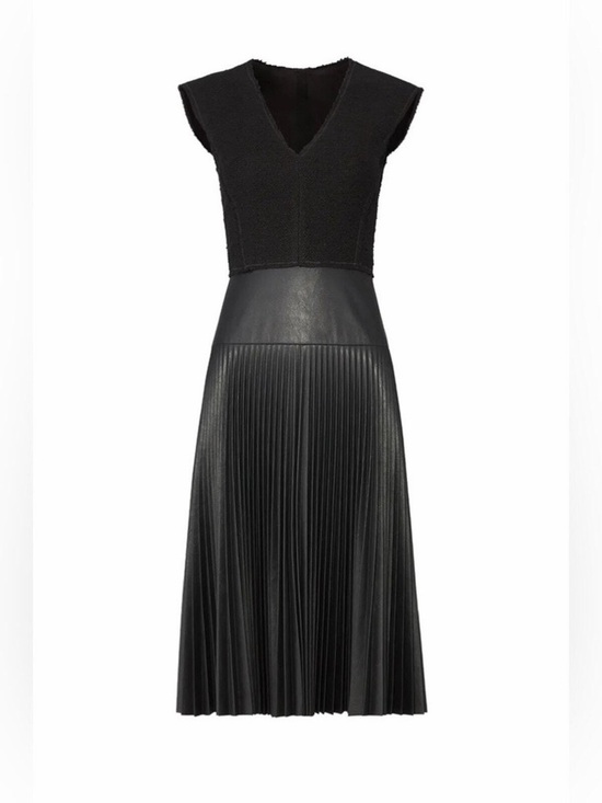 Rebecca Taylor Dresses & Skirts - Rebecca Taylor Black V‑Neck Pleated Midi Dress